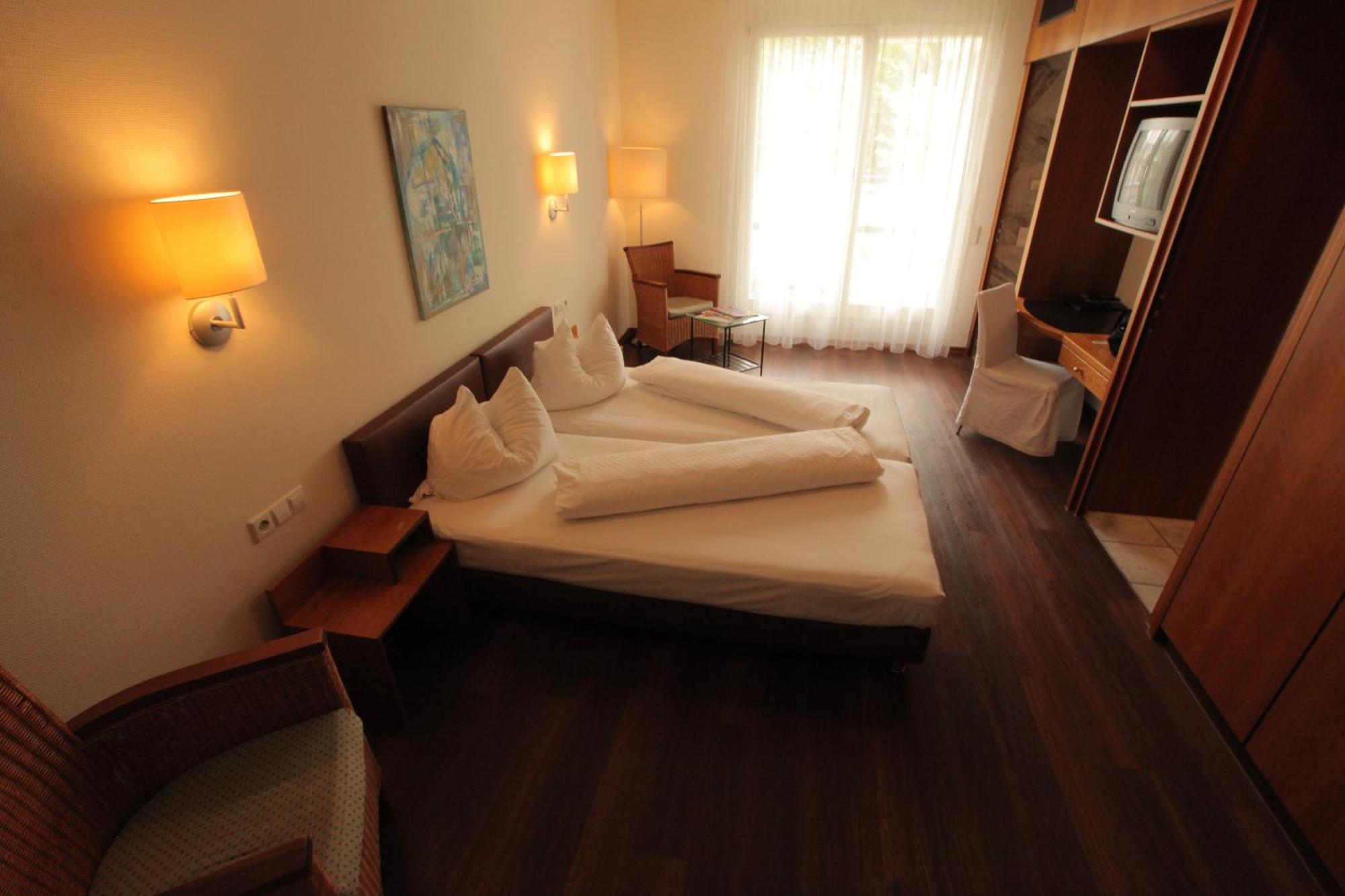 Hotel Mariotto Am Burghof Lörrach Szoba fotó